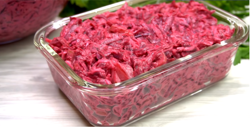 Свежий взгляд на салат из свеклы: быстро, просто, вкусно