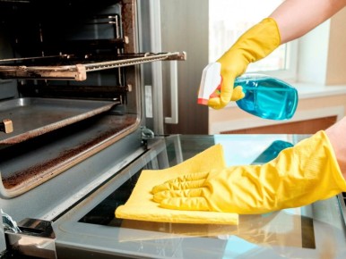 Узнайте, как быстро очистить духовку без химии: секреты из СССР