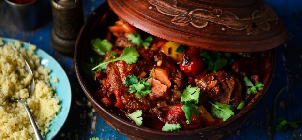 Ароматный марокканский тажин с ягненком и курагой