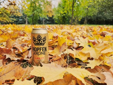 Новый светлый лагер HopfenKrone: стоит ли его оценить в 150 рублей?