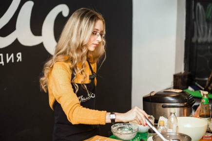 Как бы поварили герои книг: Блинаритейлы от Марии Анисовой