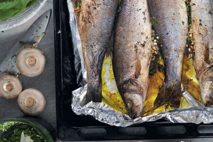 Нежный сибас с тимьяном и грибами