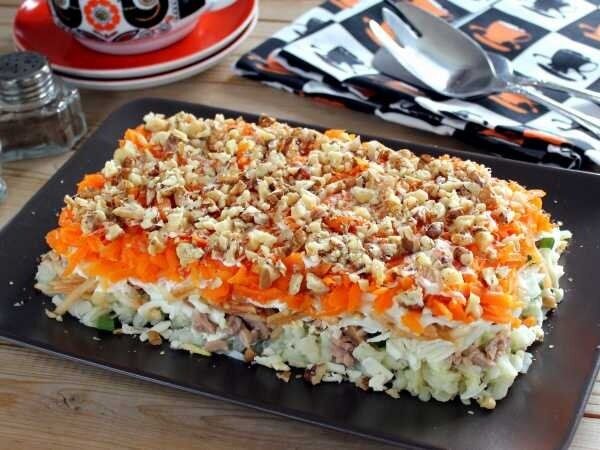 Легкий и вкусный салат с печенью трески для любого стола