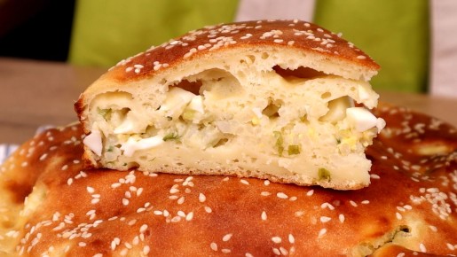 Легкий пирог из простых ингредиентов: готовим быстро и просто