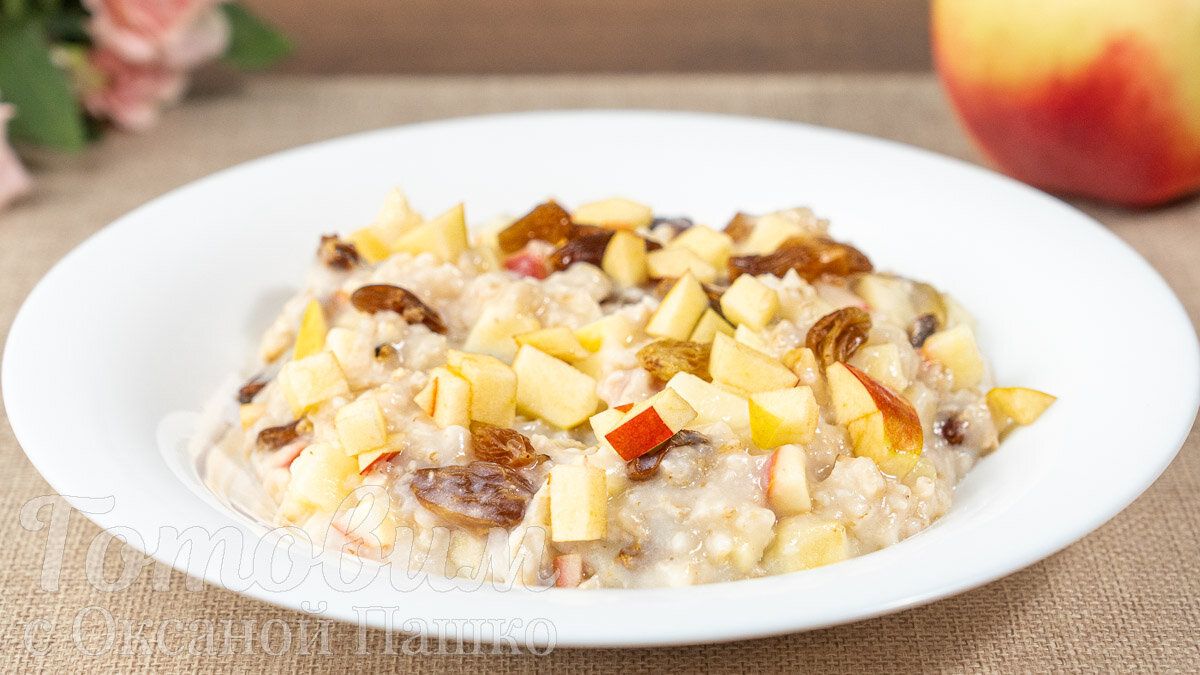 Секреты идеальной овсянки с фруктами за 10 минут