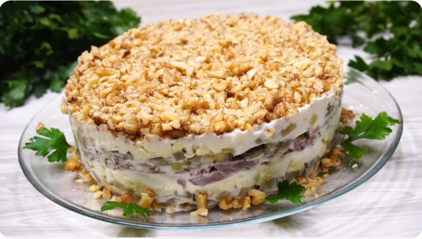 Салат 'Принц': простота с изысканным вкусом