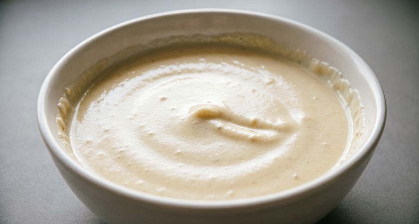 Легкая сливочная заправка: универсальный рецепт для любых блюд