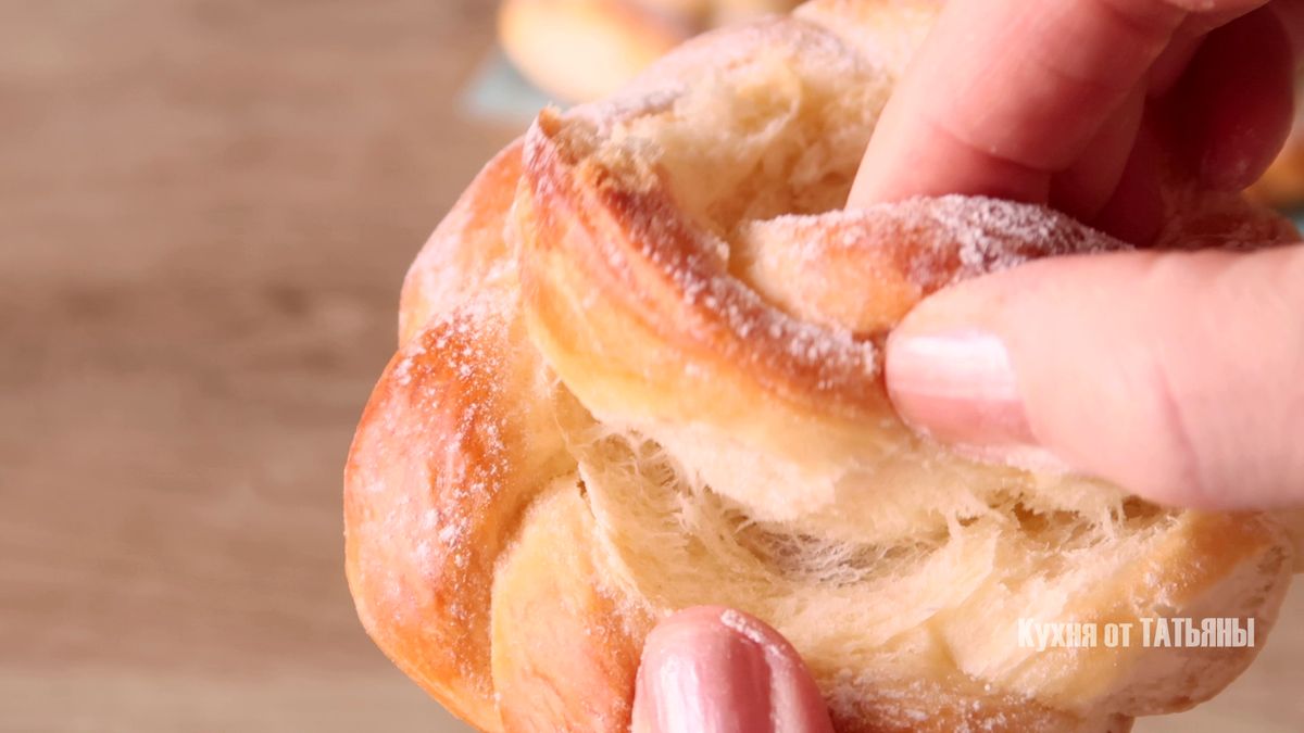 Нежные булочки в виде розочек: идеальные для завтрака и чая