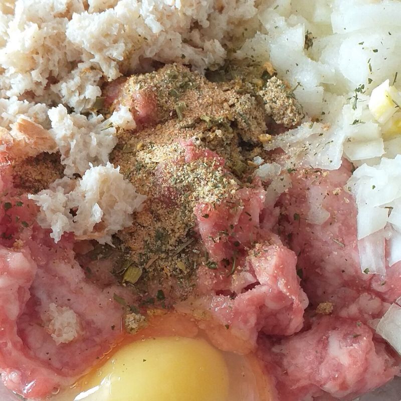 Зразы «Птичье молоко»: вкусное суфле в мясной оболочке