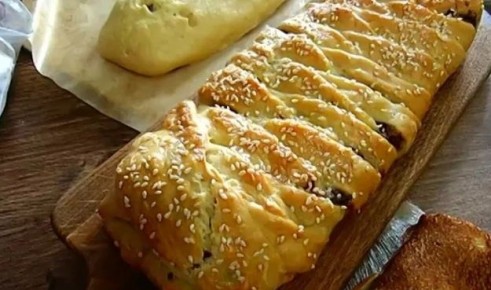 Как приготовить невероятно вкусную кулебяку с мясной начинкой