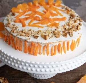 Нежный морковный торт с орехами: пошаговый рецепт