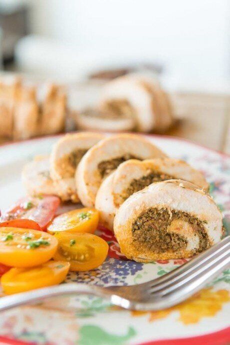 Как приготовить аппетитный куриный рулет с вялеными помидорами