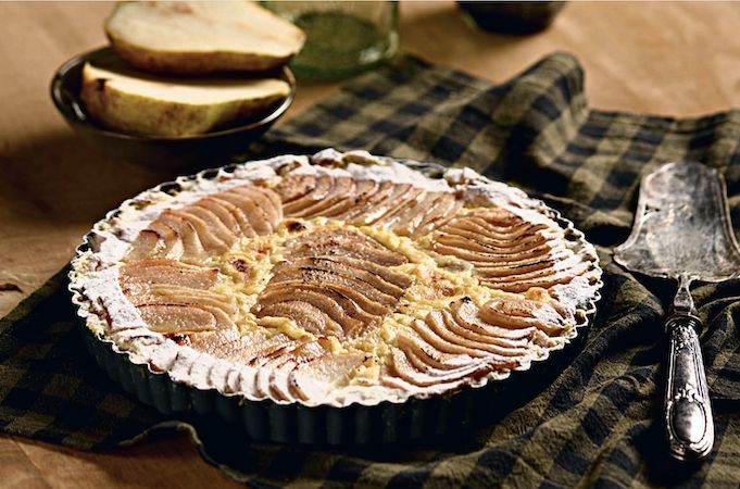 Грушевый десерт, который стоит попробовать: рецепт флоньярда