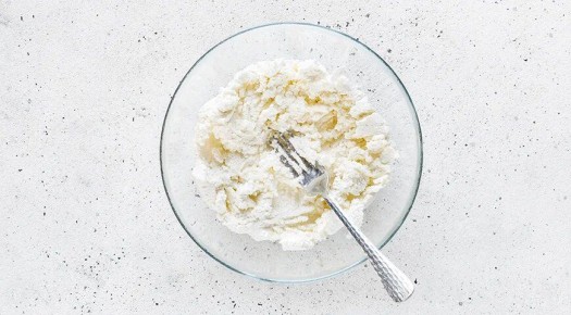 Пышные сырники с содой: простой и вкусный рецепт с 449 ккал