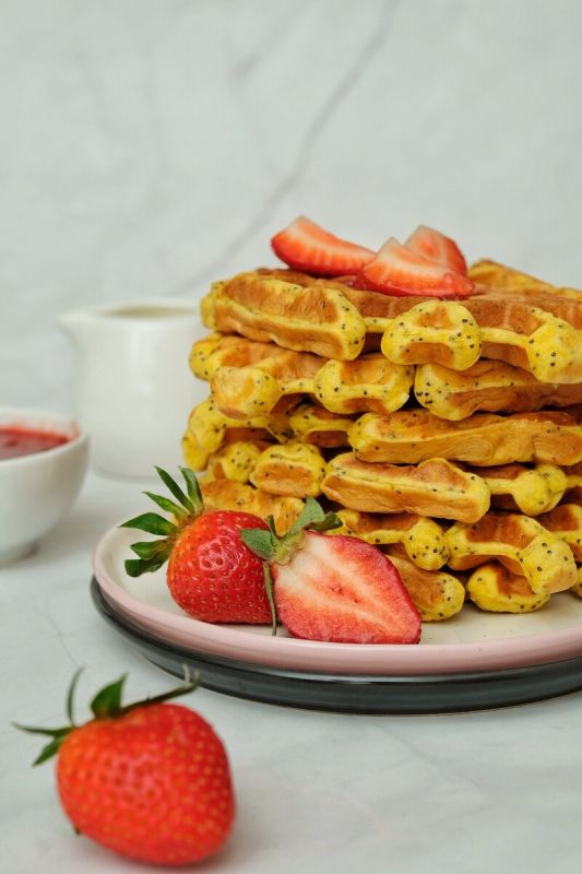 Необычные творожные вафли с маками для всей семьи