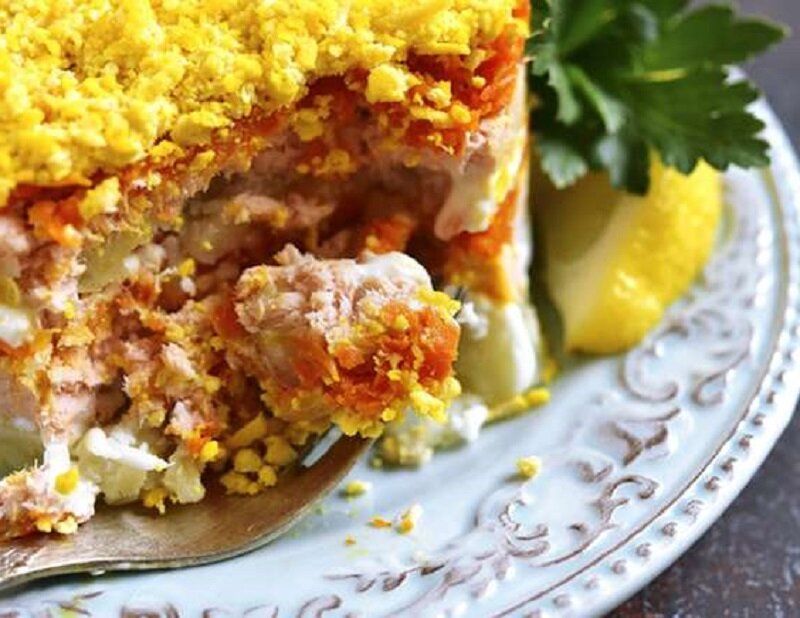 Новый вкусный салат для праздничного стола: лисья шубка