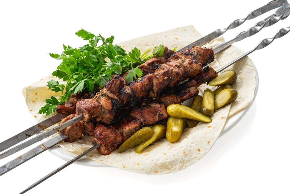 Необычный шашлык: томатно-пивной маринад, который удивит всех