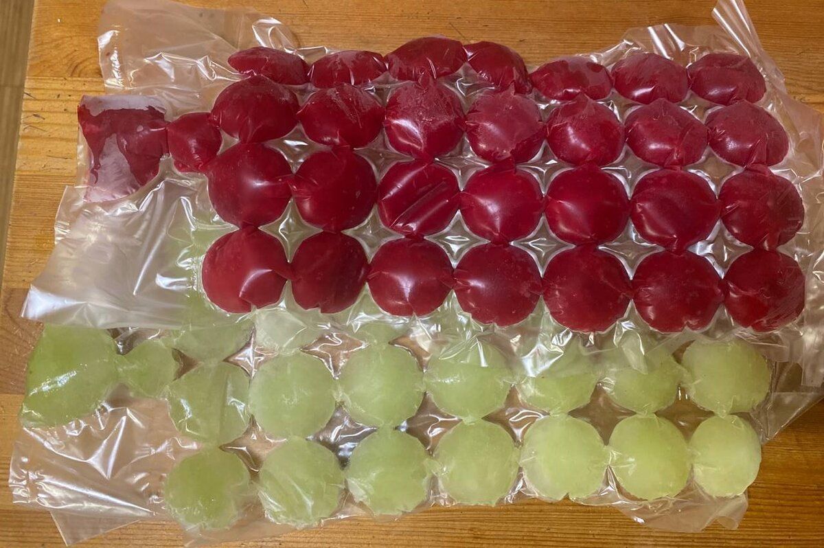 Замороженный сок огурца и калины: как использовать для удивительных блюд