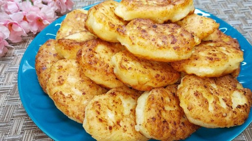 Ни шагу без вкусных оладьев: как творог превращает завтрак в праздник