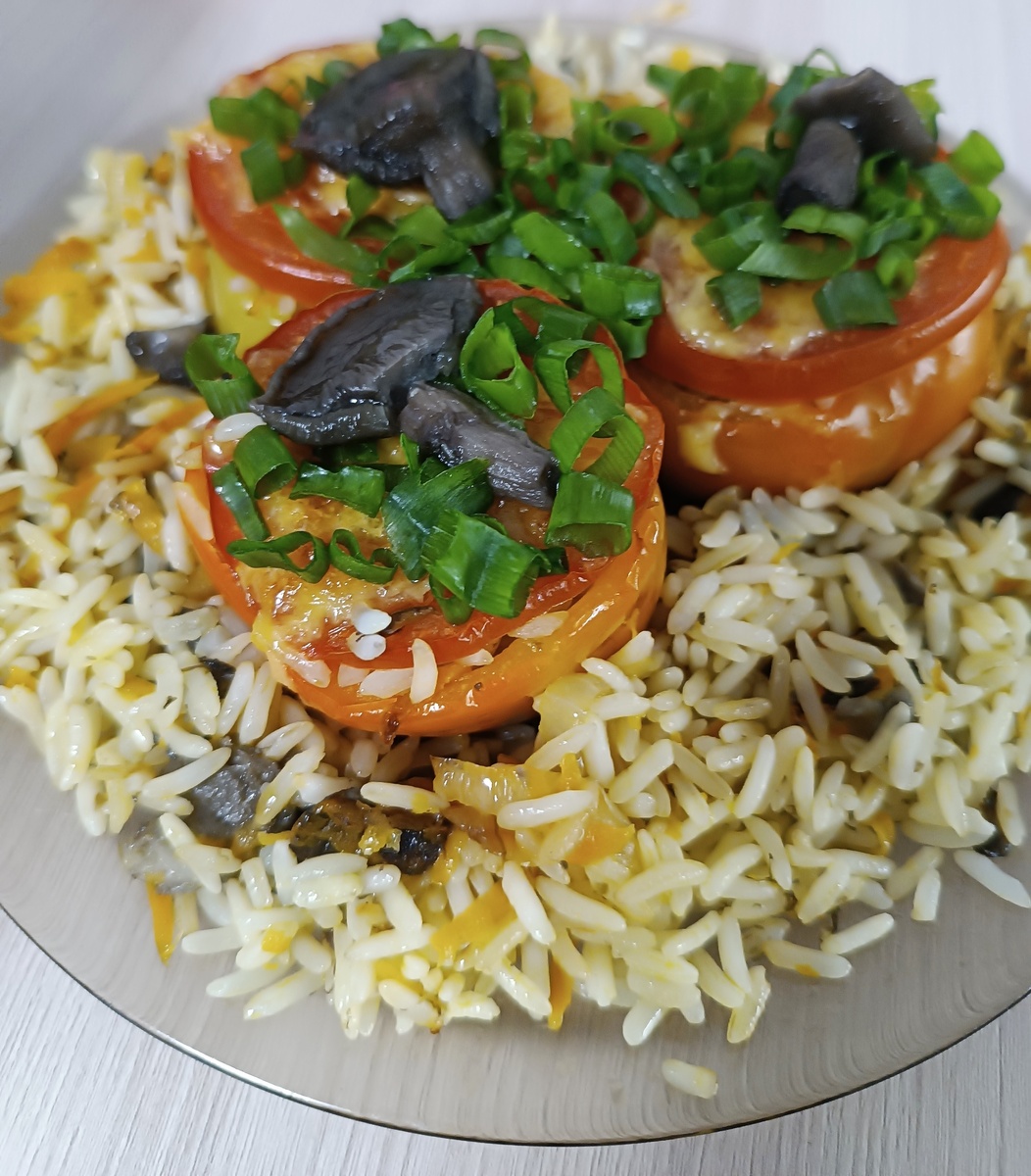 Фаршированные перцы с сырной корочкой: простой и вкусный рецепт