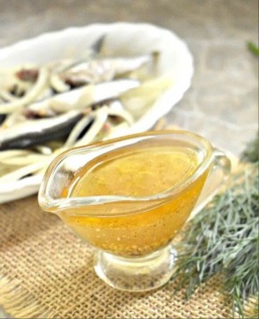 Необычный гарнир: горчичный соус для соленой рыбы