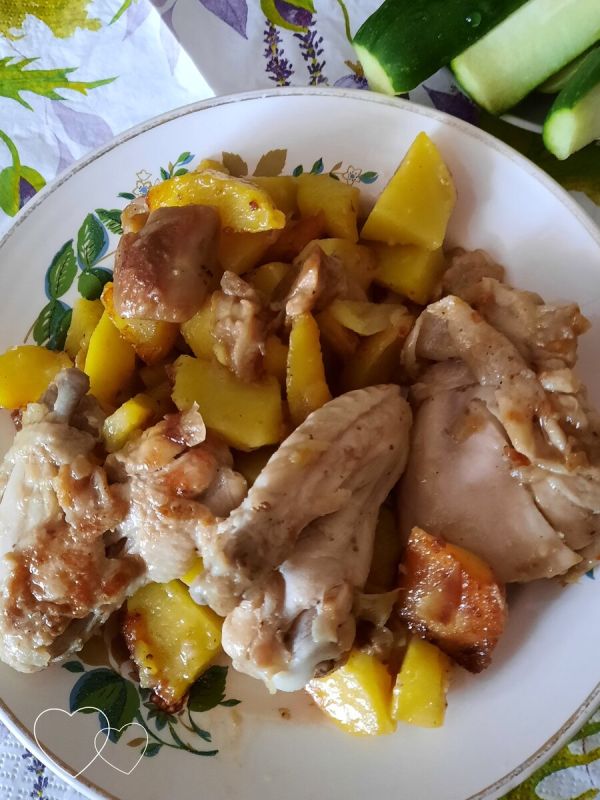 Куриное жаркое с белыми грибами: комфортная еда для любителей вкуса