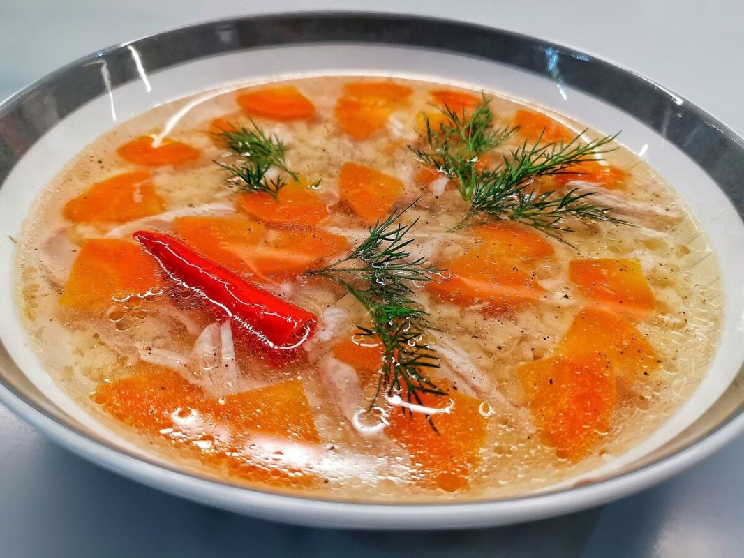 Тайны итальянского бульона: как приготовить идеальный цыпленок в бульоне