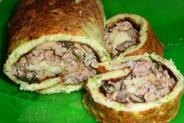 Вкусный рулет из кабачков с грибами и фаршем: простой рецепт на любой вкус