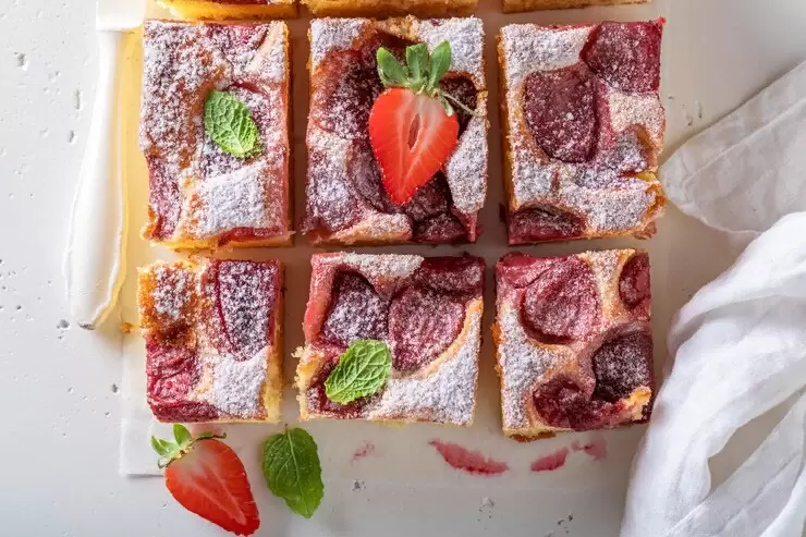 Как приготовить идеальный клубничный пирог в сезон ягод