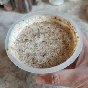 Полезный десерт: мацони с псиллиумом для вашей микрофлоры