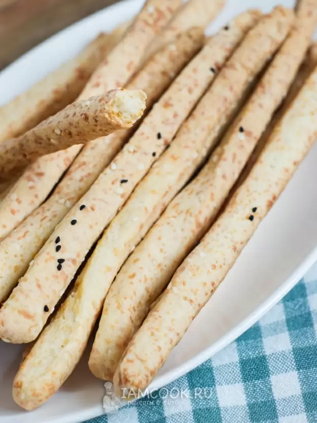 Ностальгия по вкусу: домашние сырные палочки, которые покорят ваше сердце