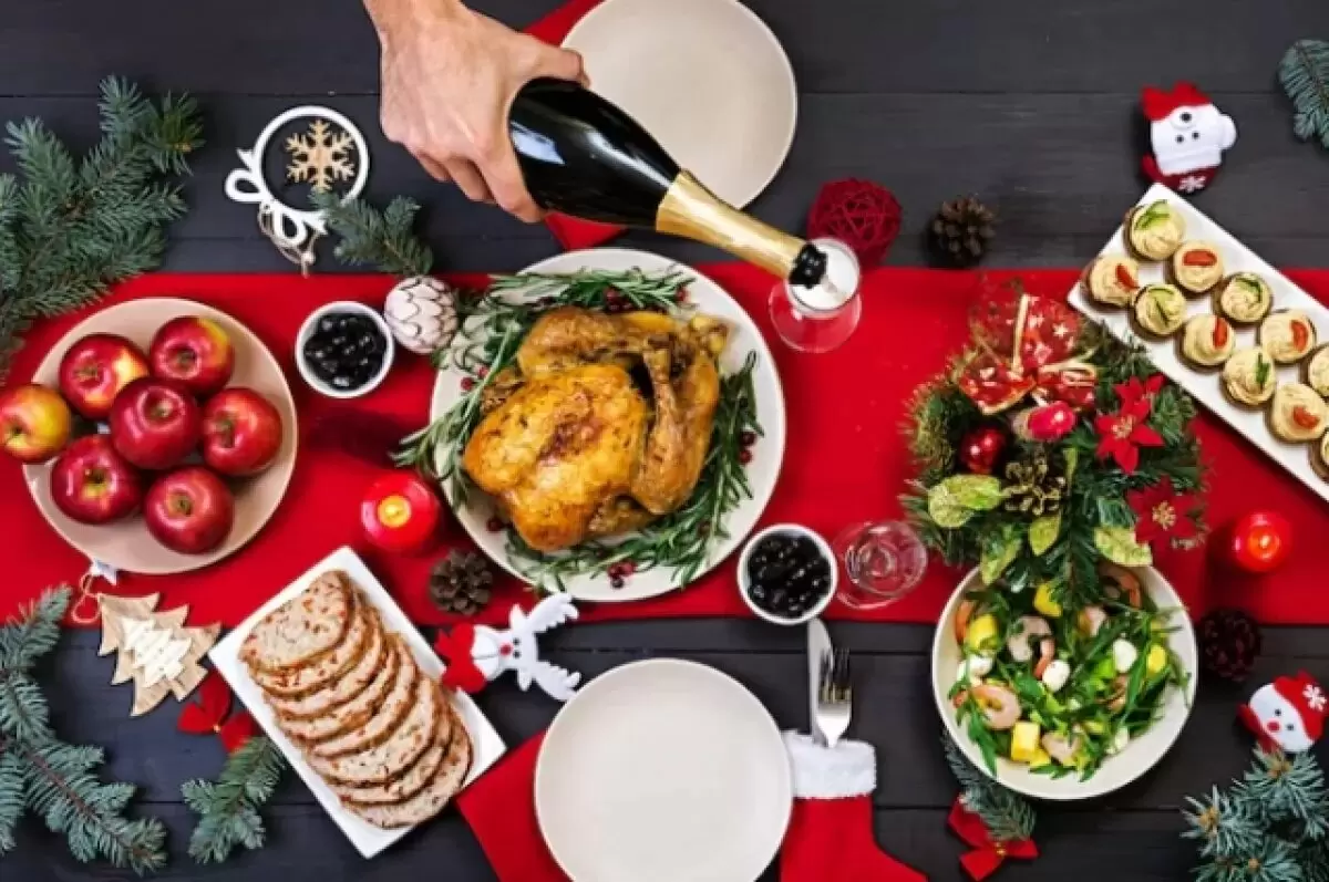 Как насладиться новогодними праздниками, не став жертвой переедания