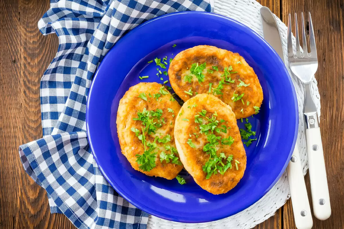 Куриные зразы с овощной начинкой