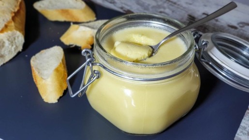 Приготовление домашнего плавленого сыра из творога