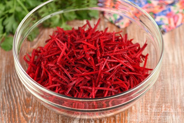 Открытие новых вкусов: актуальные рецепты салатов из свёклы