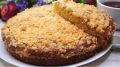 Нежный кефирный пирог с хрустящей крошкой